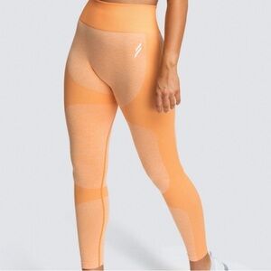 DOYOUEVEN Impact Seamless Leggings Sorbet Orange